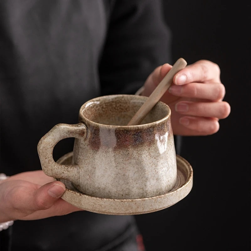 Leah Vintage Ceramic Mug Set