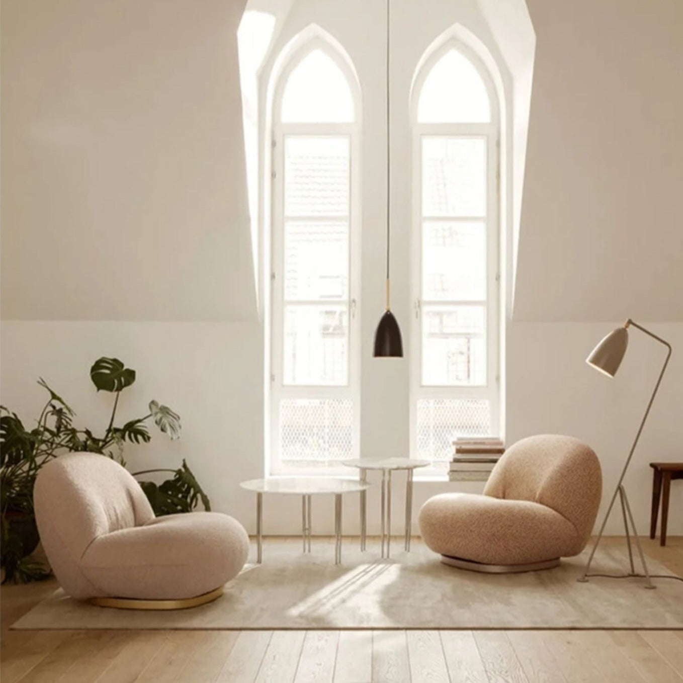 Dori White Lounge Chair